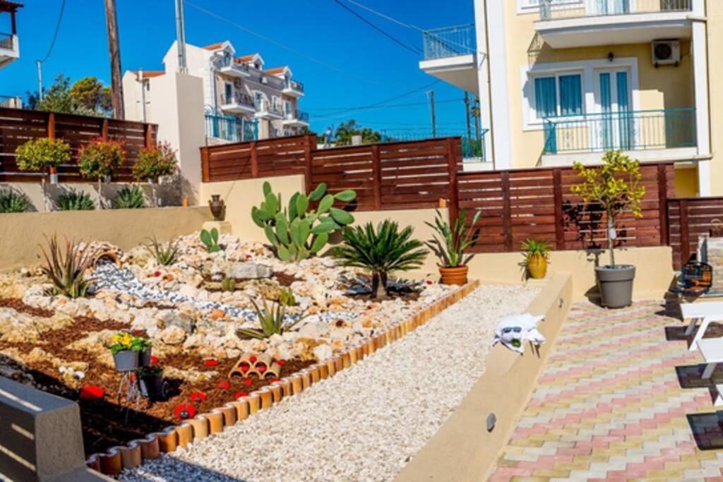 Avocado Villa Offering Peace And Relaxation 阿尔戈斯托利翁 外观 照片